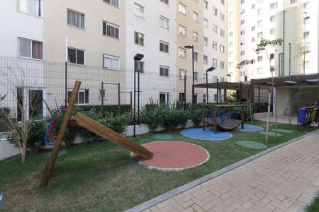 Apartamento para alugar com 34m², 2 quartos e sem vaga Apartamento para alugar com 34m², 2 quartos e sem vagaÁrea comum - Playground