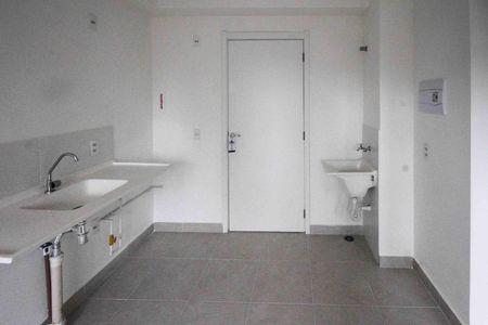 Apartamento para alugar com 34m², 2 quartos e sem vaga Apartamento para alugar com 34m², 2 quartos e sem vagaSala/Cozinha
