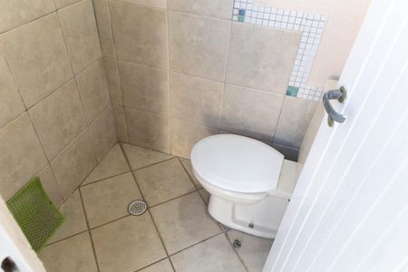 Casa à venda com 180m², 4 quartos e 3 vagasBanheiro piscina