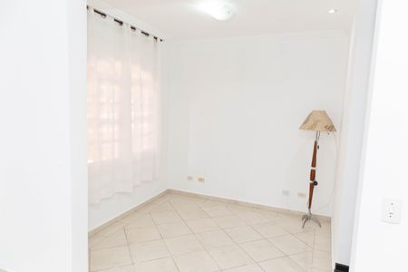 Casa à venda com 180m², 4 quartos e 3 vagasSala
