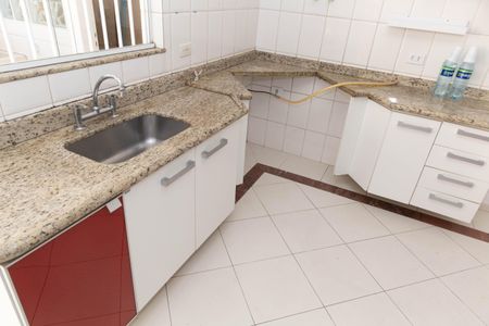 Casa à venda com 180m², 4 quartos e 3 vagasCozinha
