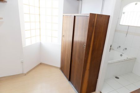Casa à venda com 180m², 4 quartos e 3 vagasCloset