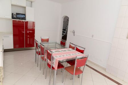 Casa à venda com 180m², 4 quartos e 3 vagasCozinha