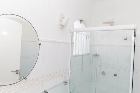 Casa à venda com 180m², 4 quartos e 3 vagasBanheiro da Suíte 1