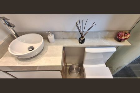 Apartamento à venda com 51m², 2 quartos e 1 vagaBanheiro Social