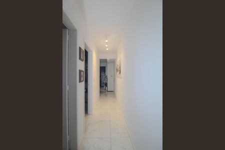 Apartamento à venda com 57m², 2 quartos e sem vaga Apartamento à venda com 57m², 2 quartos e sem vagaCorredor