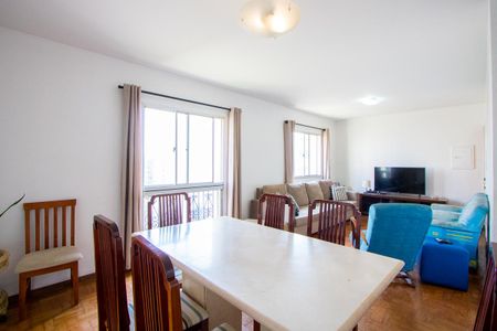 Apartamento à venda com 136m², 3 quartos e 2 vagasSala