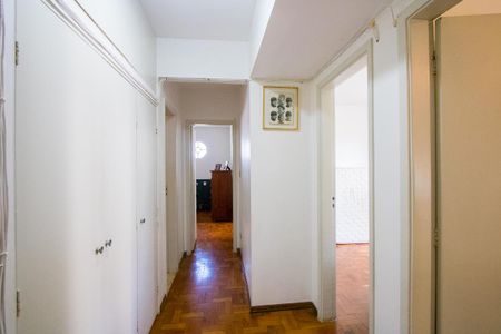 Apartamento à venda com 136m², 3 quartos e 2 vagasCorredor