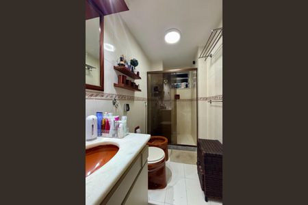 Apartamento à venda com 125m², 3 quartos e 1 vagaBanheiro Social