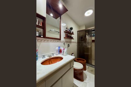 Apartamento à venda com 125m², 3 quartos e 1 vagaBanheiro Social