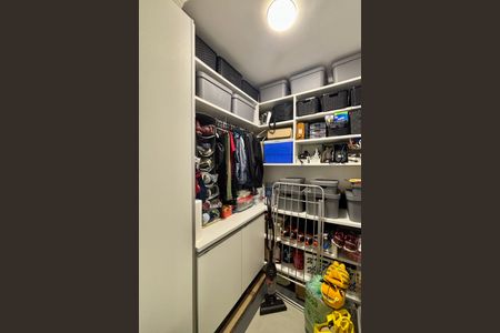 Apartamento à venda com 125m², 3 quartos e 1 vagaÁrea de Serviço