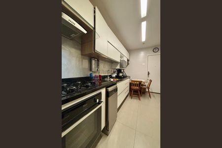 Apartamento à venda com 125m², 3 quartos e 1 vagaCozinha
