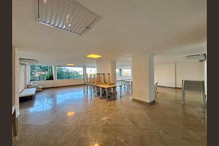 Apartamento à venda com 125m², 3 quartos e 1 vagaÁrea comum