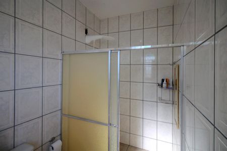 Casa à venda com 261m², 4 quartos e 4 vagasBanheiro de serviço