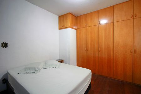 Casa à venda com 261m², 4 quartos e 4 vagasQuarto 3