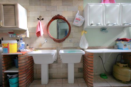 Casa à venda com 261m², 4 quartos e 4 vagasÁrea de Serviço