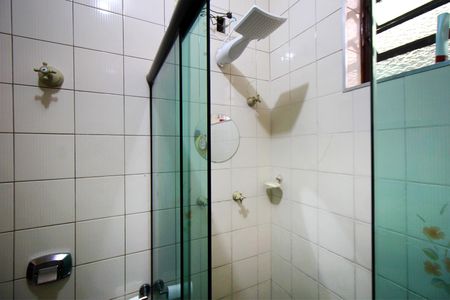 Casa à venda com 261m², 4 quartos e 4 vagasBanheiro