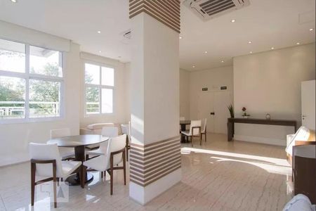 Apartamento à venda com 72m², 2 quartos e 1 vagaÁrea comum