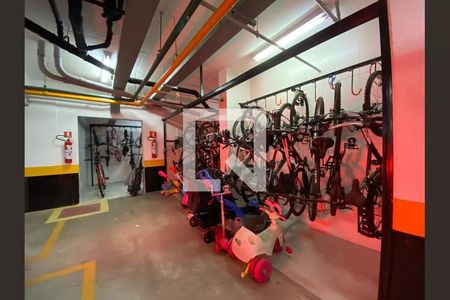 Apartamento à venda com 72m², 2 quartos e 1 vagaÁrea comum