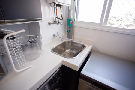 Apartamento à venda com 72m², 2 quartos e 1 vagaÁrea de Serviço