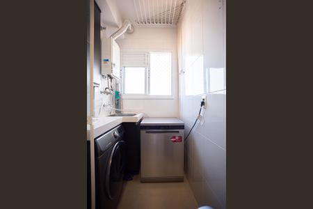 Apartamento à venda com 72m², 2 quartos e 1 vagaÁrea de Serviço