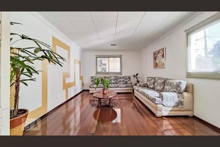 Apartamento à venda com 64m², 2 quartos e 1 vaga Apartamento à venda com 64m², 2 quartos e 1 vagaHall social