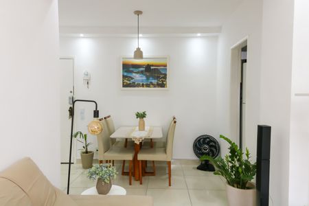 Apartamento à venda com 50m², 2 quartos e 1 vaga Apartamento à venda com 50m², 2 quartos e 1 vagaSala