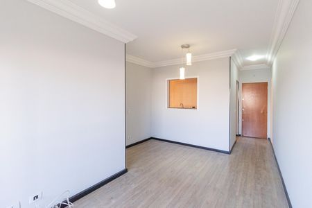 Apartamento à venda com 74m², 3 quartos e 1 vaga Apartamento à venda com 74m², 3 quartos e 1 vagaSala
