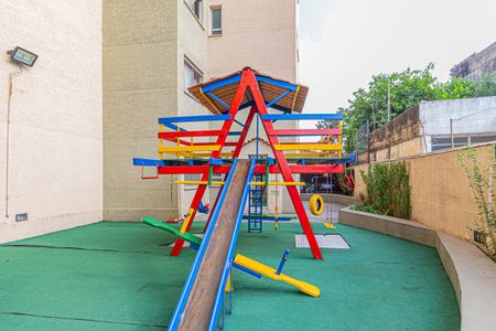 Apartamento à venda com 74m², 3 quartos e 1 vagaÁrea comum - Playground