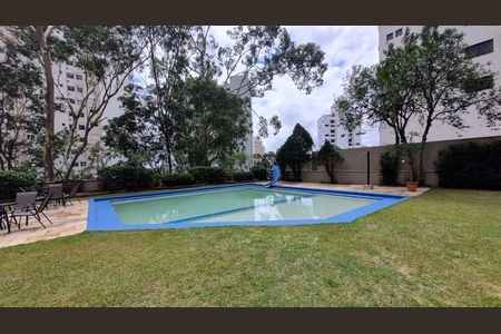 Apartamento à venda com 68m², 2 quartos e 2 vagasÁrea comum - Piscina