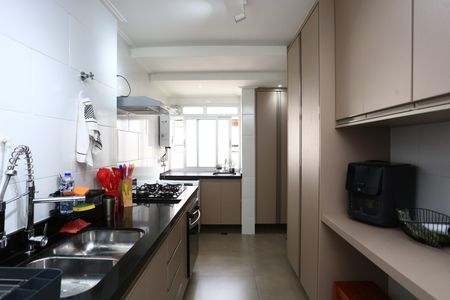 Apartamento à venda com 68m², 2 quartos e 2 vagasCozinha