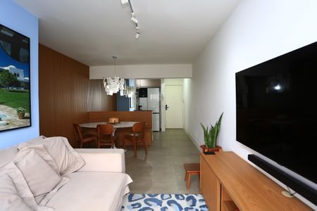 Apartamento à venda com 68m², 2 quartos e 2 vagasSala