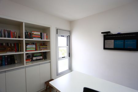 Apartamento à venda com 68m², 2 quartos e 2 vagasEscritório