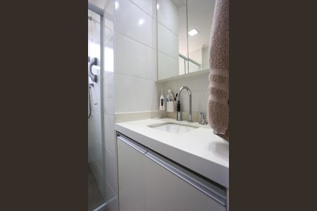 Apartamento à venda com 68m², 2 quartos e 2 vagasBanheiro da Suíte