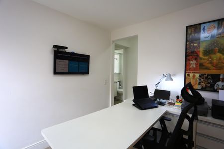 Apartamento à venda com 68m², 2 quartos e 2 vagasEscritório