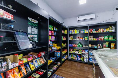 Apartamento à venda com 48m², 2 quartos e 1 vagaMercado