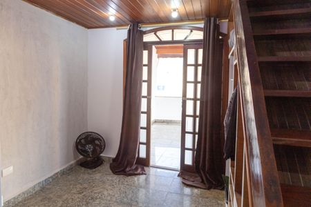 Casa para alugar com 309m², 4 quartos e 2 vagasQuarto