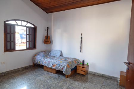 Casa para alugar com 309m², 4 quartos e 2 vagasQuarto