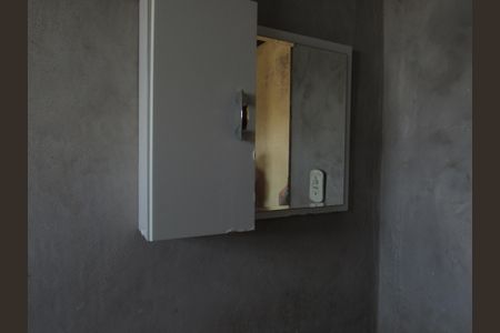 Casa para alugar com 150m², 2 quartos e 2 vagasBanheiro