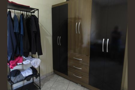 Casa para alugar com 150m², 2 quartos e 2 vagasQuarto 1