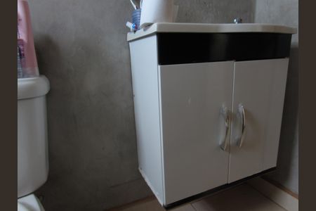 Casa para alugar com 150m², 2 quartos e 2 vagasBanheiro