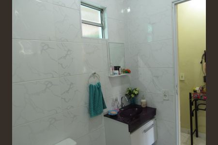 Casa para alugar com 150m², 2 quartos e 2 vagasBanheiro