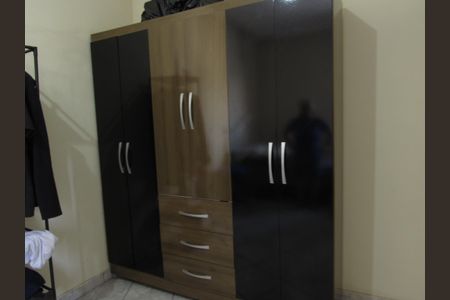 Casa para alugar com 150m², 2 quartos e 2 vagasQuarto 1