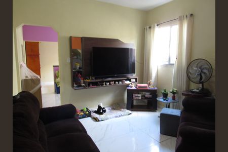 Casa para alugar com 150m², 2 quartos e 2 vagasSala