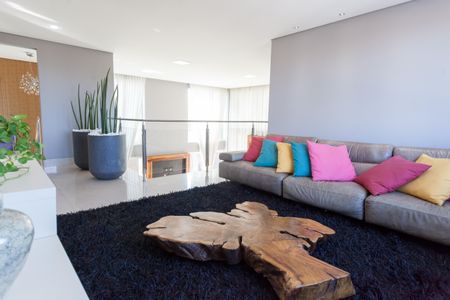 Casa de condomínio à venda com 450m², 6 quartos e 6 vagasSala 2