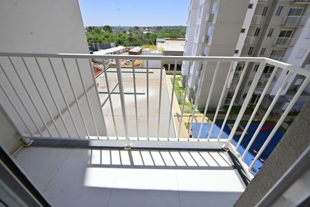 Varanda Sala de apartamento para alugar com 3 quartos, 61m² em Setor Fazenda das Caveiras, Goiânia