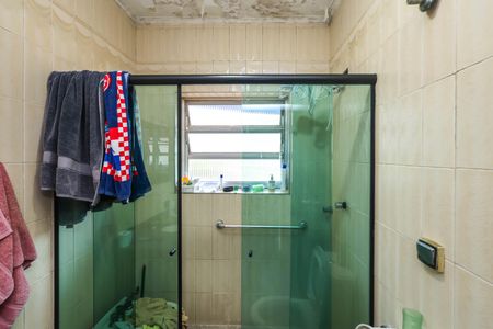 Casa à venda com 222m², 3 quartos e 8 vagasBanheiro da Suíte