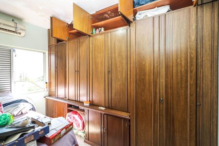 Casa à venda com 222m², 3 quartos e 8 vagasSuíte