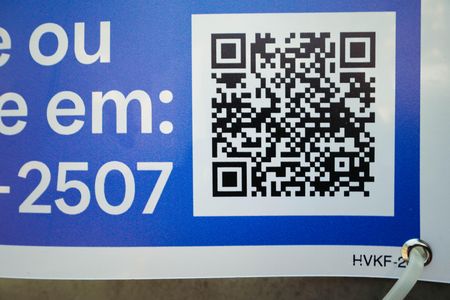 Casa à venda com 222m², 3 quartos e 8 vagasPlaca