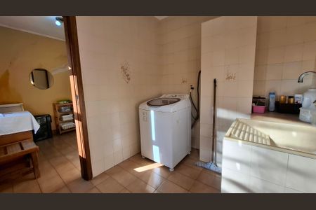 Casa à venda com 150m², 3 quartos e 5 vagasÁrea de Serviço